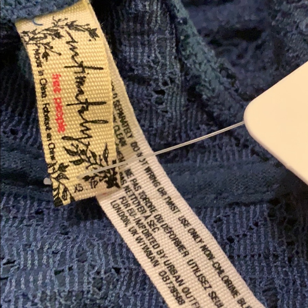 Free People Bra Navy Lace Crop Cami Bralette XS - Picture 6 of 8